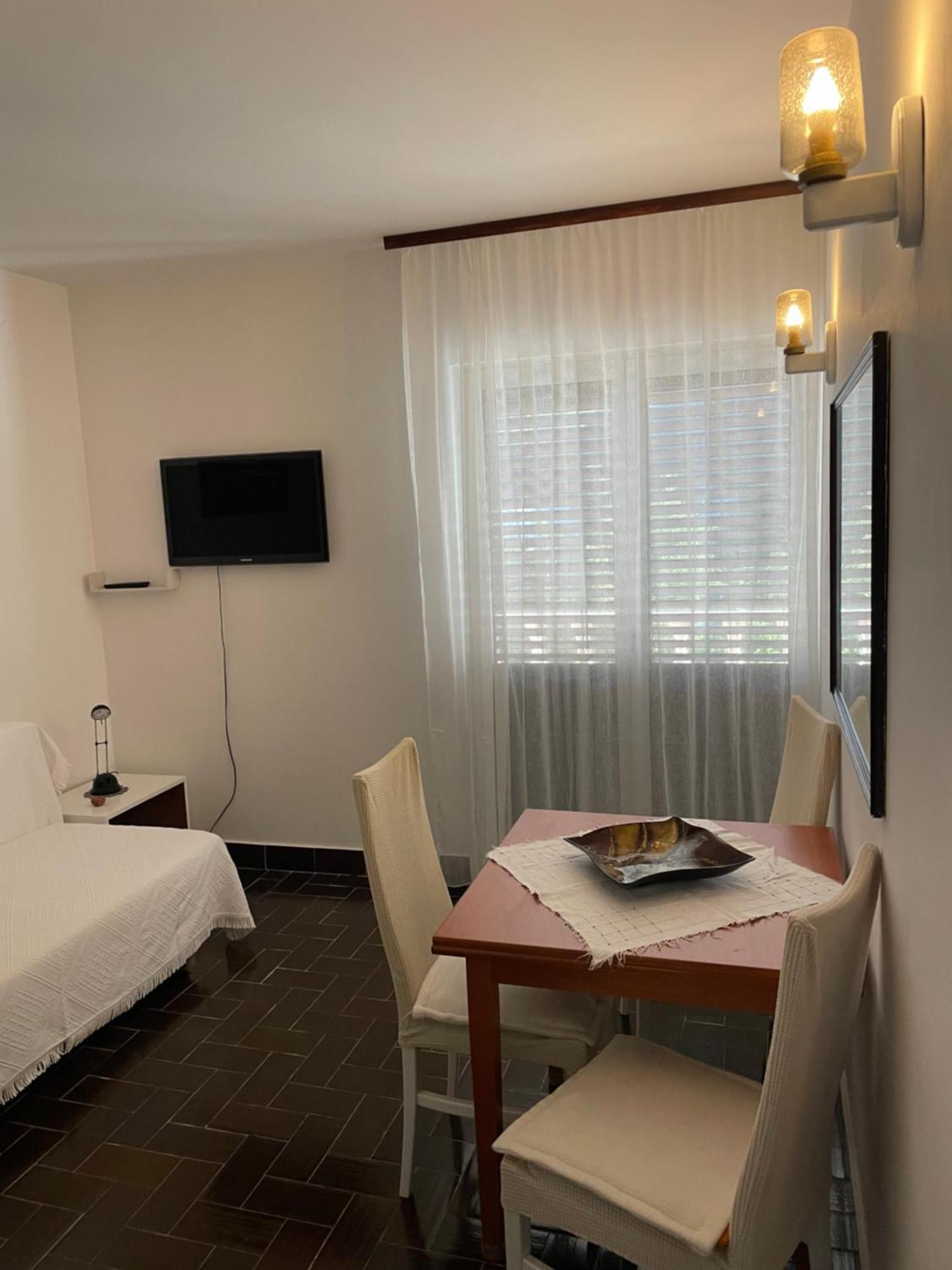 Guesthouse Antonija Veli Lošinj Eksteriør bilde