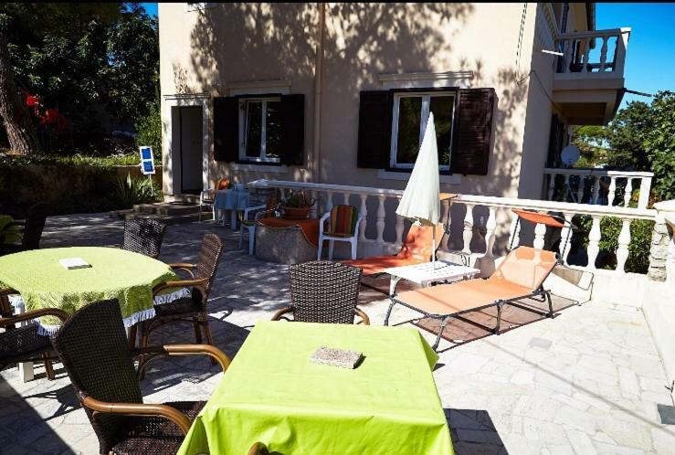 Guesthouse Antonija Veli Lošinj Eksteriør bilde